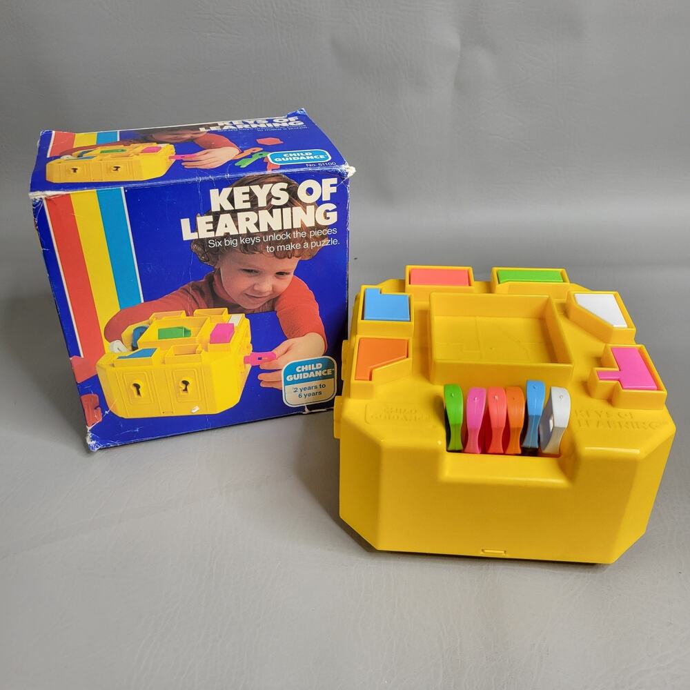 Vintage Keys of Learning Shape Sorter Puzzle Toy 1980 Complete Box
